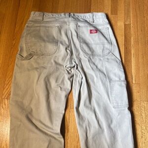 Dickies loose fit pants. 34x32